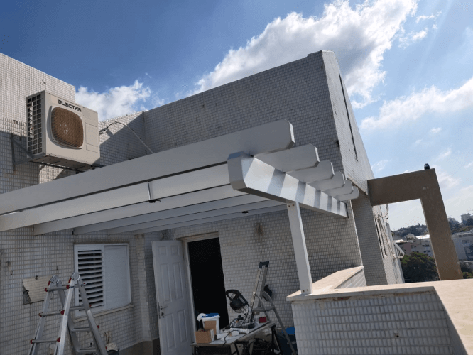 בניית פרגולה מאלומיניום 2